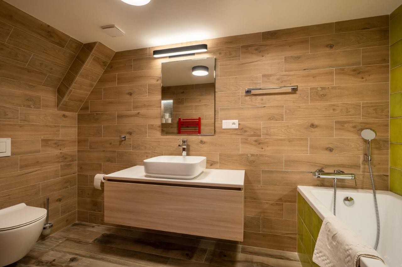Zázrivá Wellness Rezort Janosikov Dvor מראה חיצוני תמונה