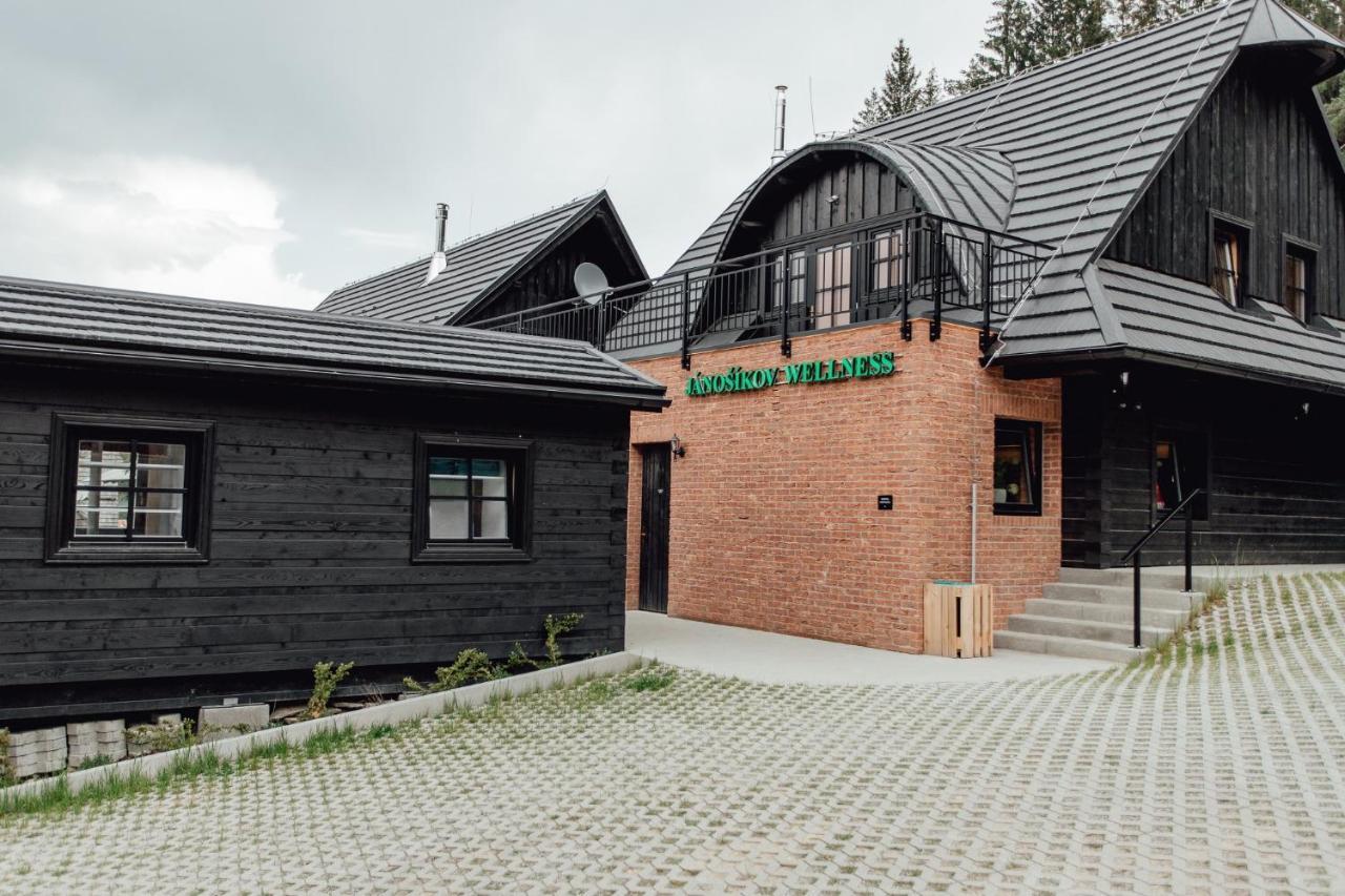 Zázrivá Wellness Rezort Janosikov Dvor מראה חיצוני תמונה