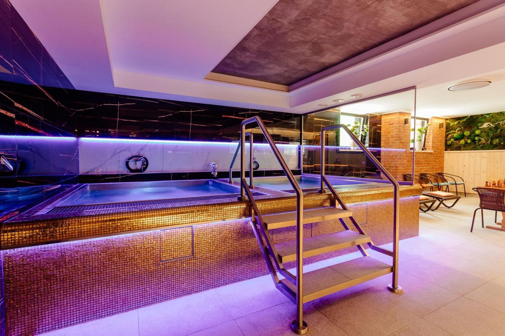 Zázrivá Wellness Rezort Janosikov Dvor מראה חיצוני תמונה